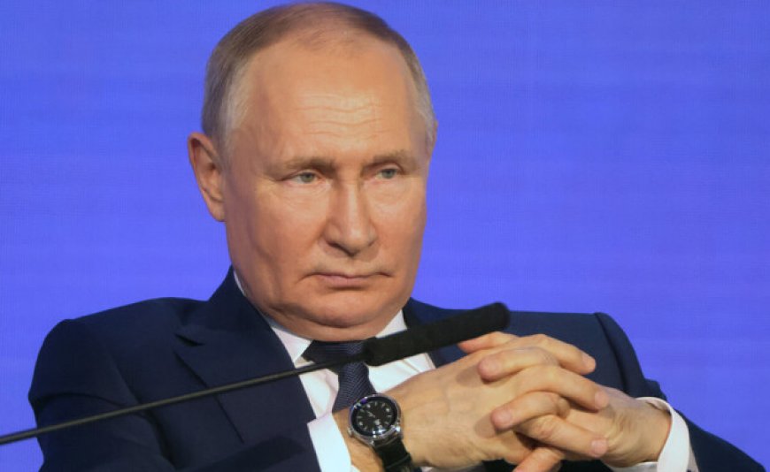 הצגת הבחירות הגדולה בעולם: רוסיה הולכת להצביע - פוטין ינצח‎